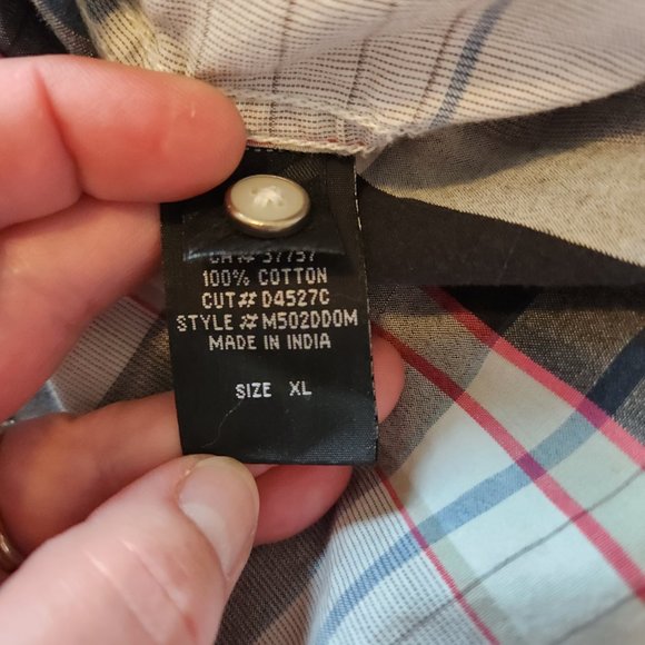 Billabong Men's Button Up Shirt - Picture 10 of 12